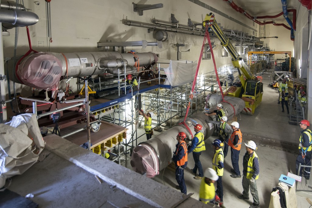 75% of Tokamak Building cryolines installed
