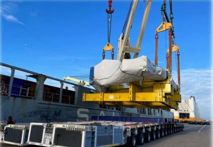 Europe's TF01 magnet coil reaches France