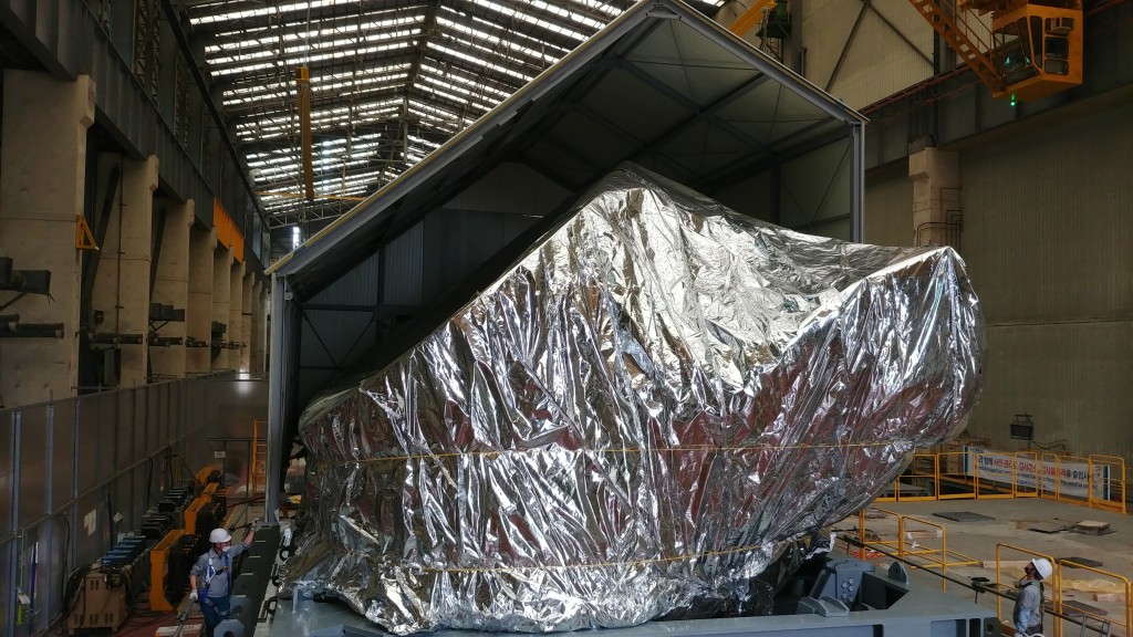 Vacuum vessel sector #6: ready to ship